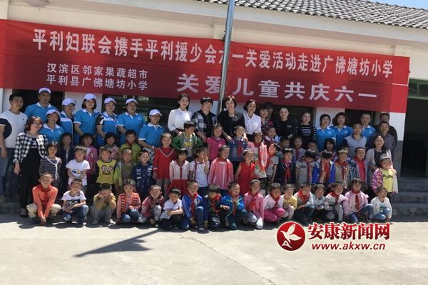 ־Ը�ߺ͎�����Ӱ ƽ��Ԯ�ٕ�(hu��)�ṩ.jpg