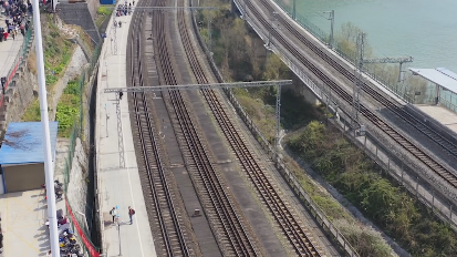 �F·���˞��(f��)����(f��)�a(ch��n)���{�o(h��)��